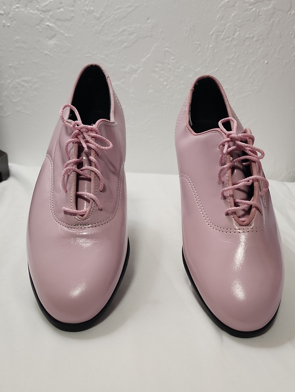 Women's Pink Lace-Up Oxford Flats